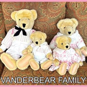 🐻ADORABLE VINTAGE VANDERBEAR TEDDY BEAR FAMILY OF 4- NORTH AMERICAN BEAR CO 1982